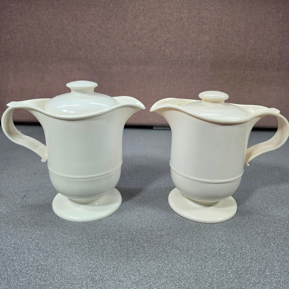 Vintage JSNY Lined & Lidded Insulated Gravy Server 1980's Set Of 2